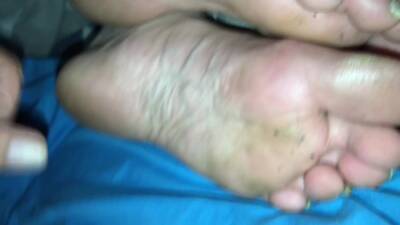 Amateur Milf Dirty Feet Cumshot on girlfriendsporn.net