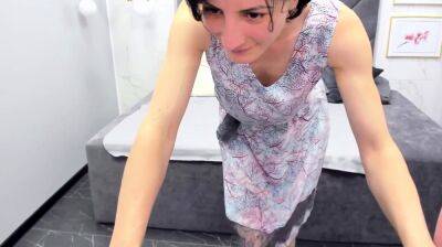 Brunette Amateur Webcam Teen Exposed on girlfriendsporn.net
