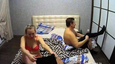 Amateur sex hidden cam on girlfriendsporn.net