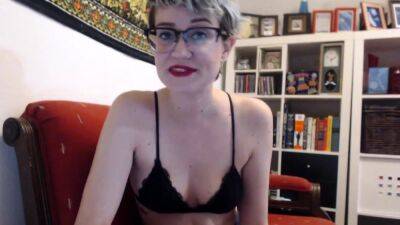 Webcam busty blonde stripped covered by oil anal masturbate on girlfriendsporn.net