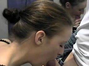 Amateur 19 Year Old Blow Job In Changing Room on girlfriendsporn.net