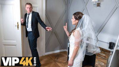 VIP4K. Couple decided to copulate in the bedroom before the ceremony - Czech Republic on girlfriendsporn.net